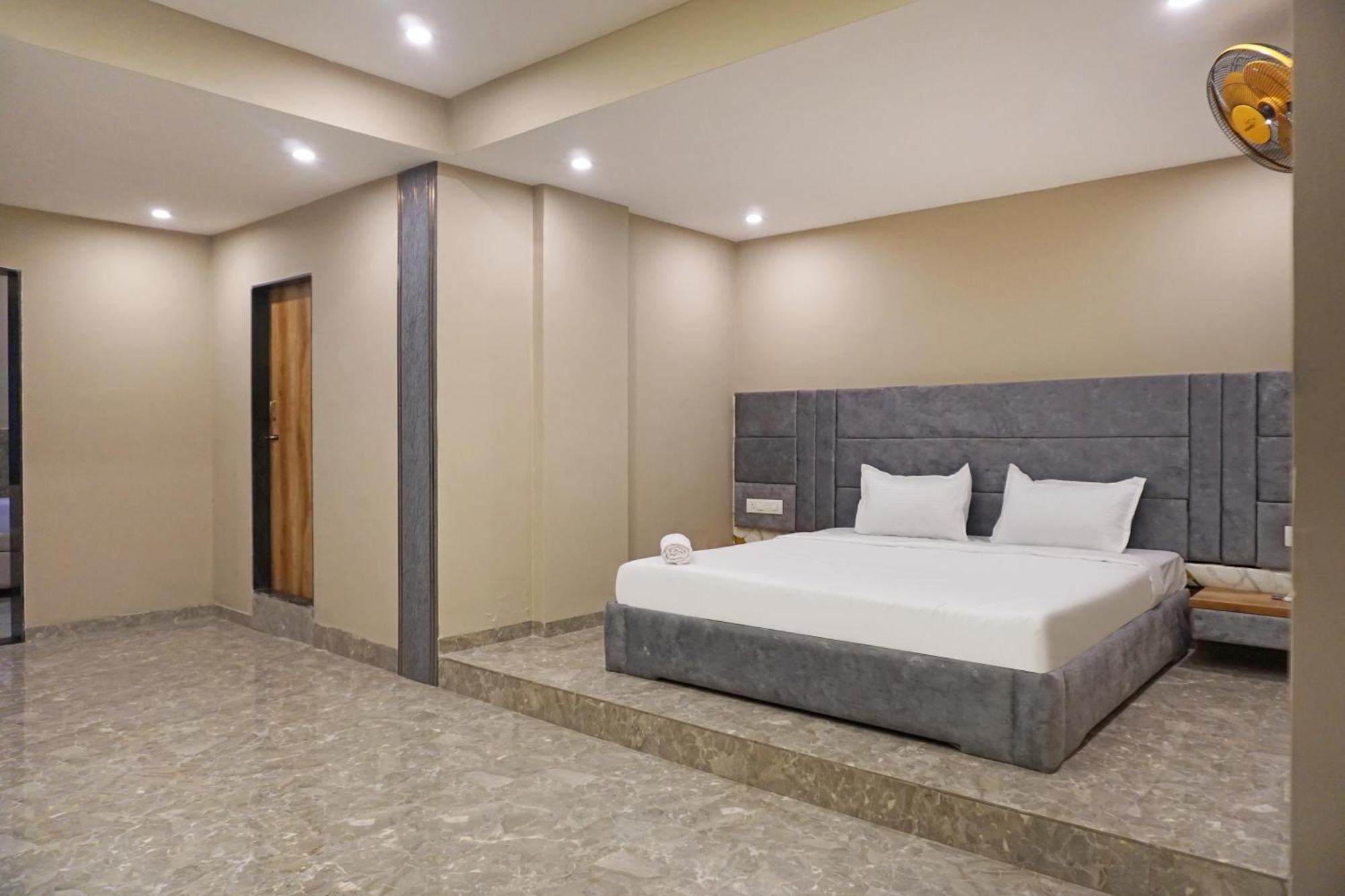 מומביי Hotel Nest Inn מראה חיצוני תמונה